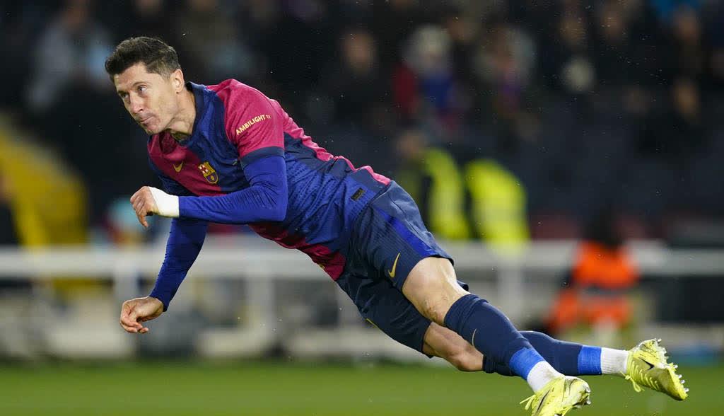 开云体育中国-利物浦险胜里昂，C罗点燃赛场