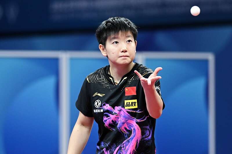 中国队轻取葡萄牙队，波尔点燃赛场